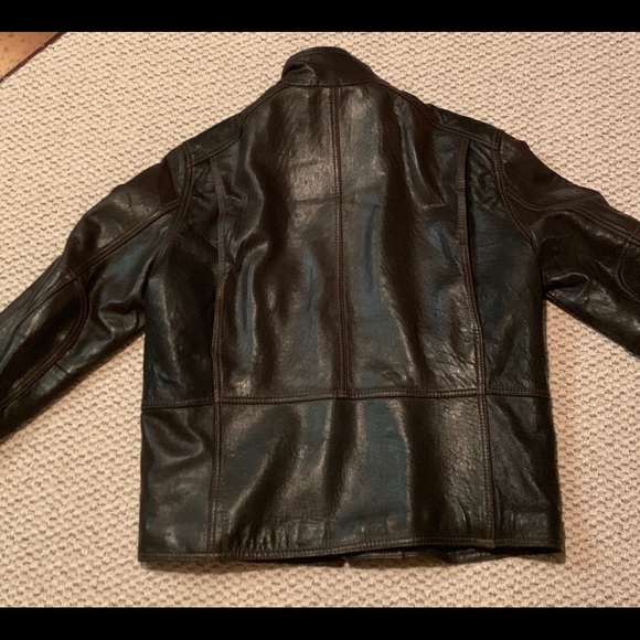 Andrew Marc leather jacket. - Picture 2 of 7
